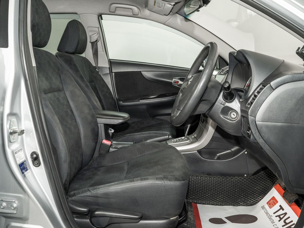 Toyota Corolla 2008 - фото автомобиля