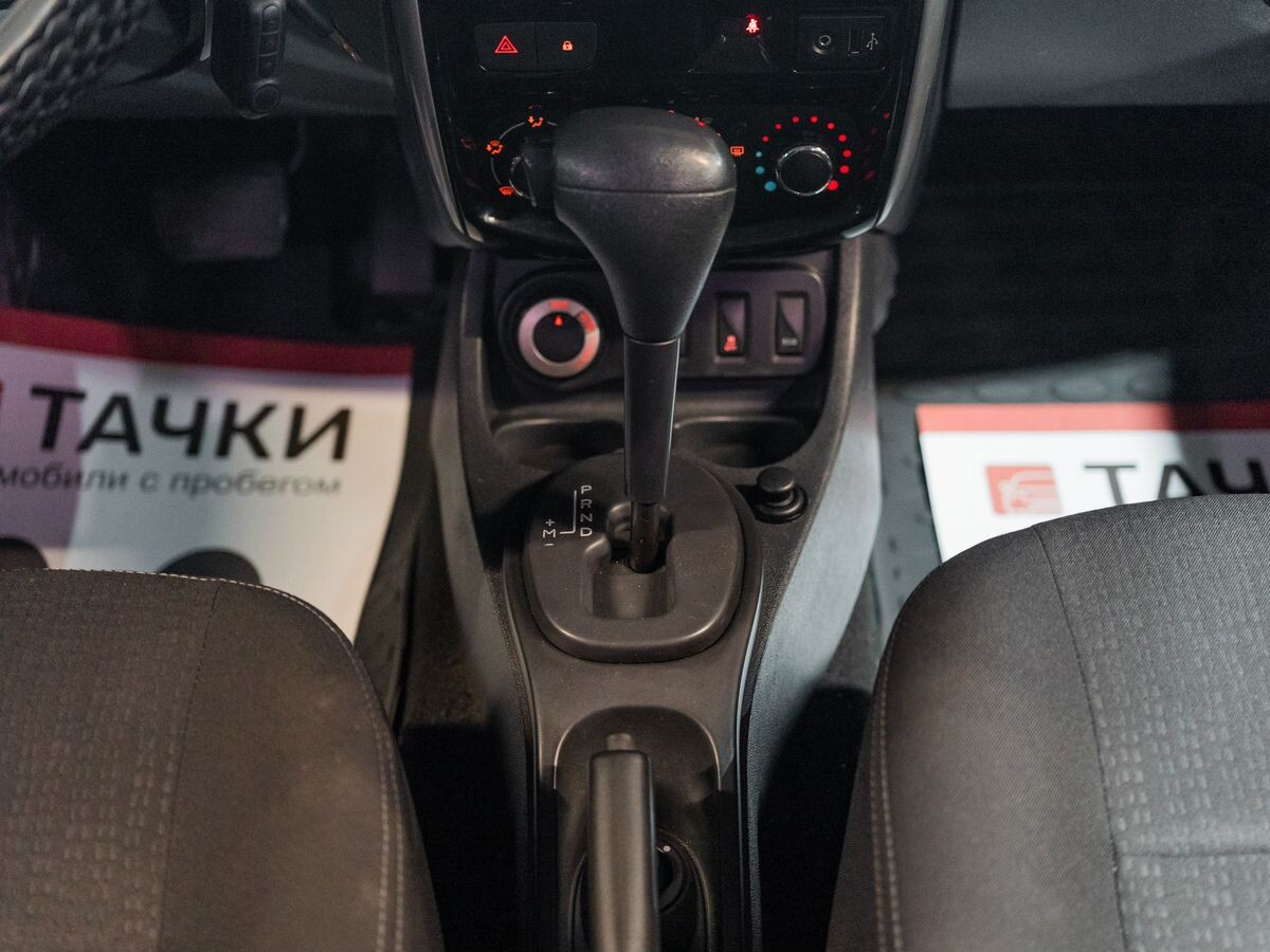 Nissan Terrano 2016 - фото автомобиля