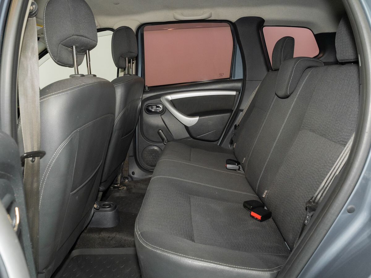 Nissan Terrano 2016 - фото автомобиля