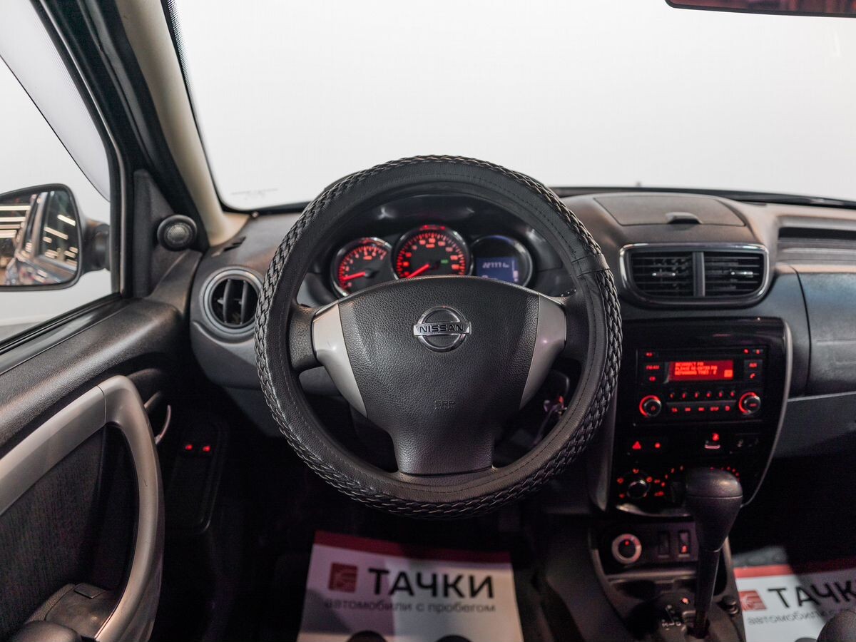 Nissan Terrano 2016 - фото автомобиля