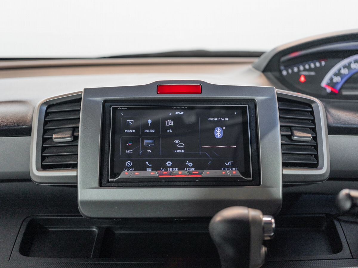 Honda Freed 2010 - фото автомобиля