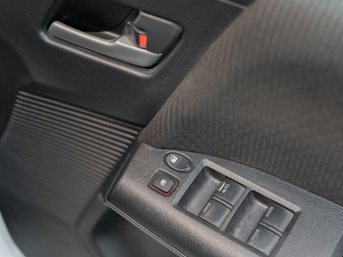 Honda Freed 2010 - фото автомобиля