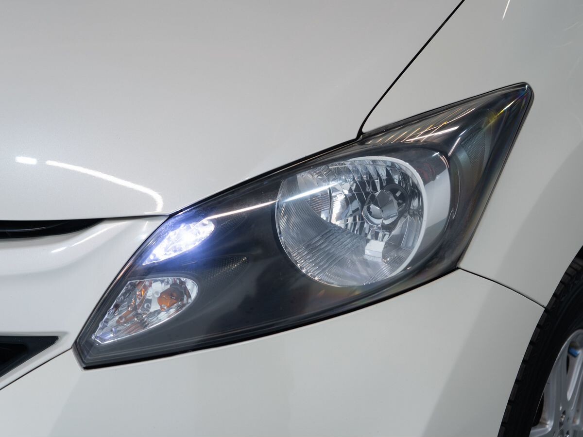 Honda Freed 2010 - фото автомобиля