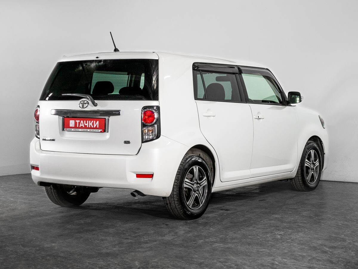 Toyota Corolla Rumion 2015 - фото автомобиля