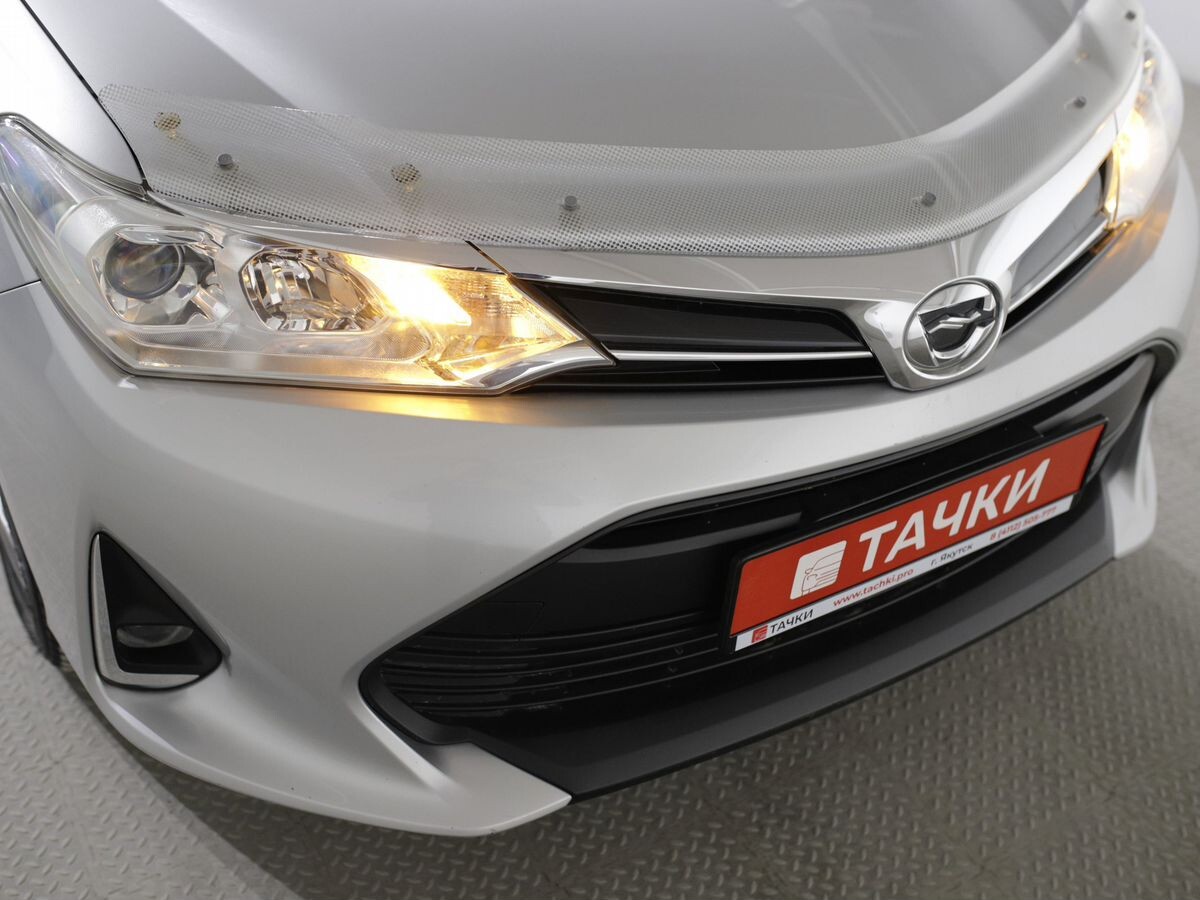 Toyota Corolla 2017 - фото автомобиля