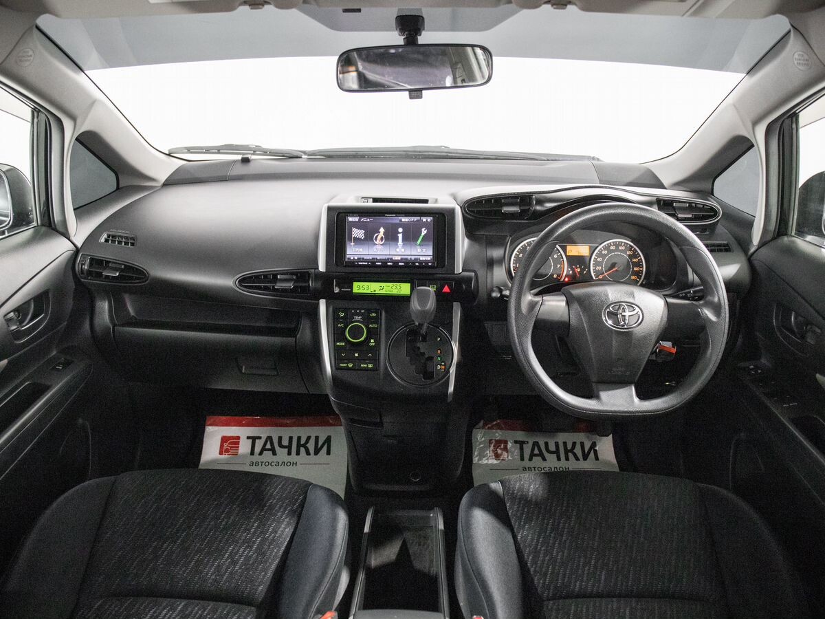 Toyota Wish 2009 - фото автомобиля