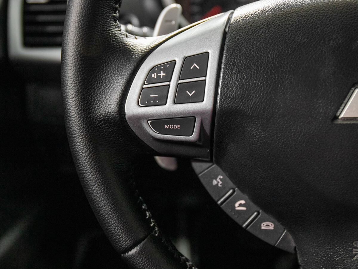 Mitsubishi Outlander 2008 - фото автомобиля