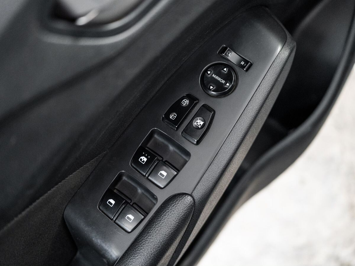 Hyundai Solaris 2018 - фото автомобиля