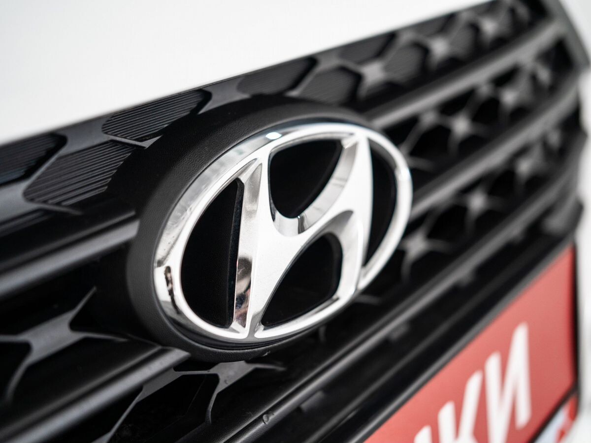 Hyundai Solaris 2018 - фото автомобиля