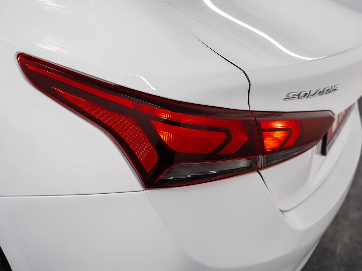 Hyundai Solaris 2018 - фото автомобиля