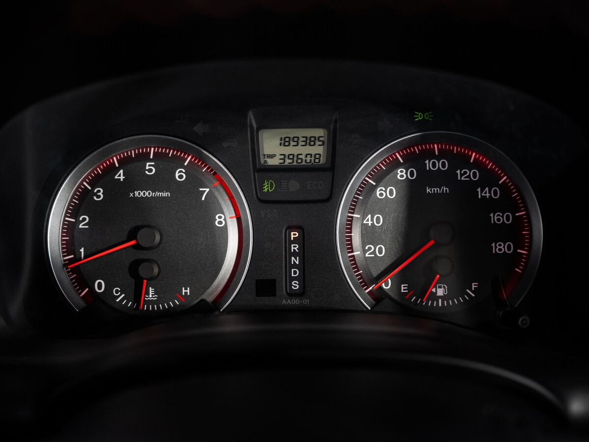 Honda Stream 2009 - фото автомобиля