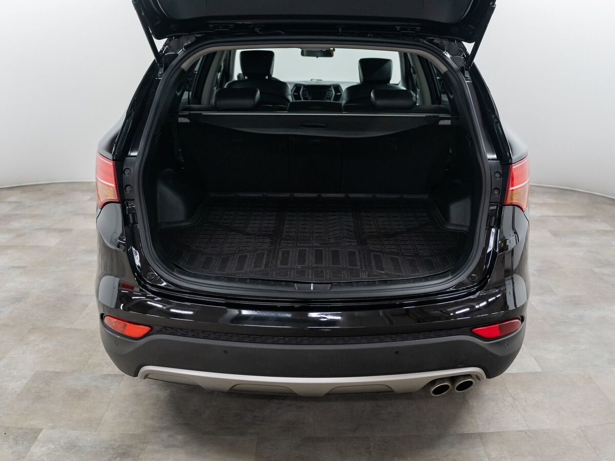 Hyundai Santa Fe 2012 - фото автомобиля
