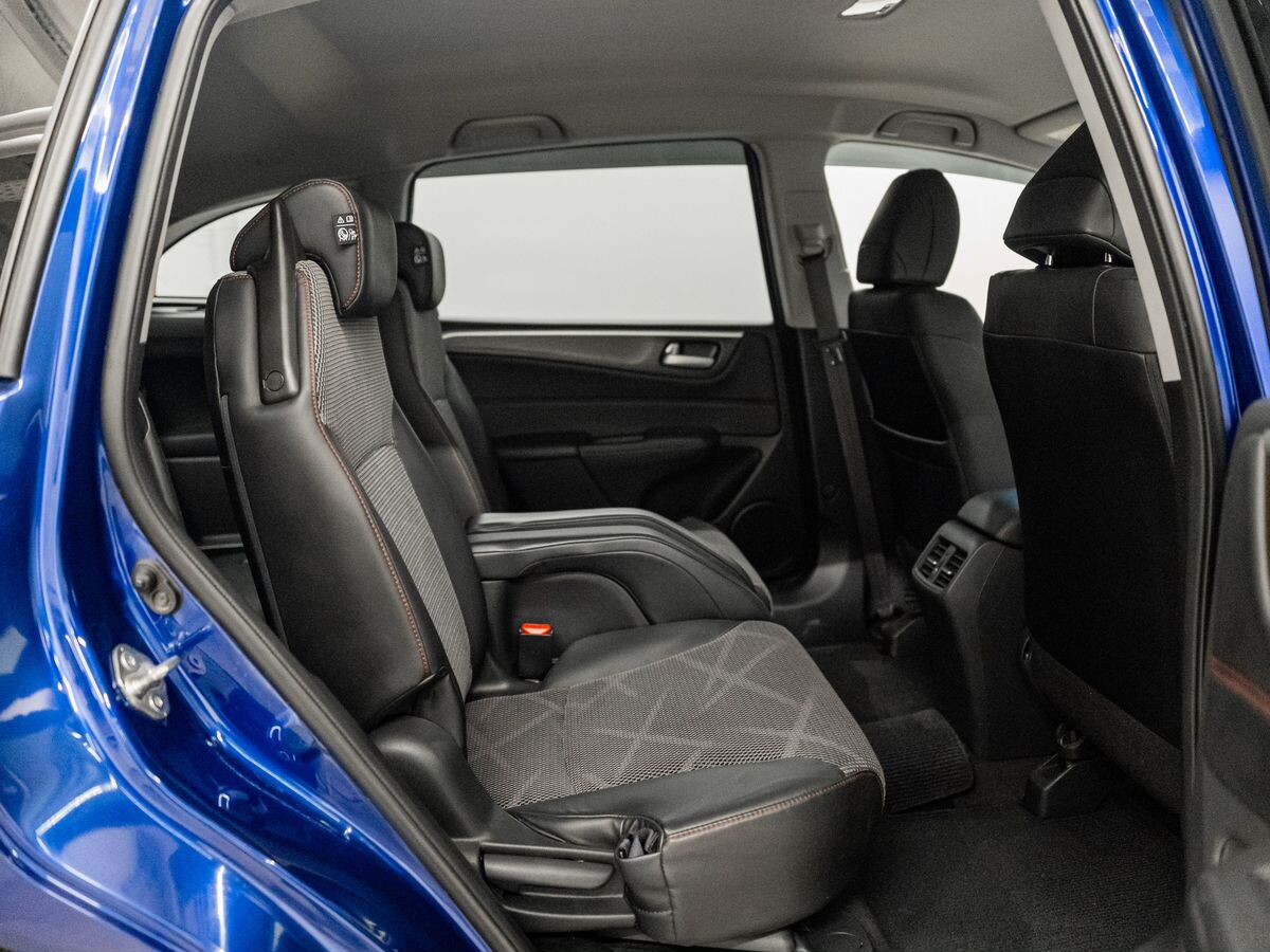 Honda Jade 2015 - фото автомобиля