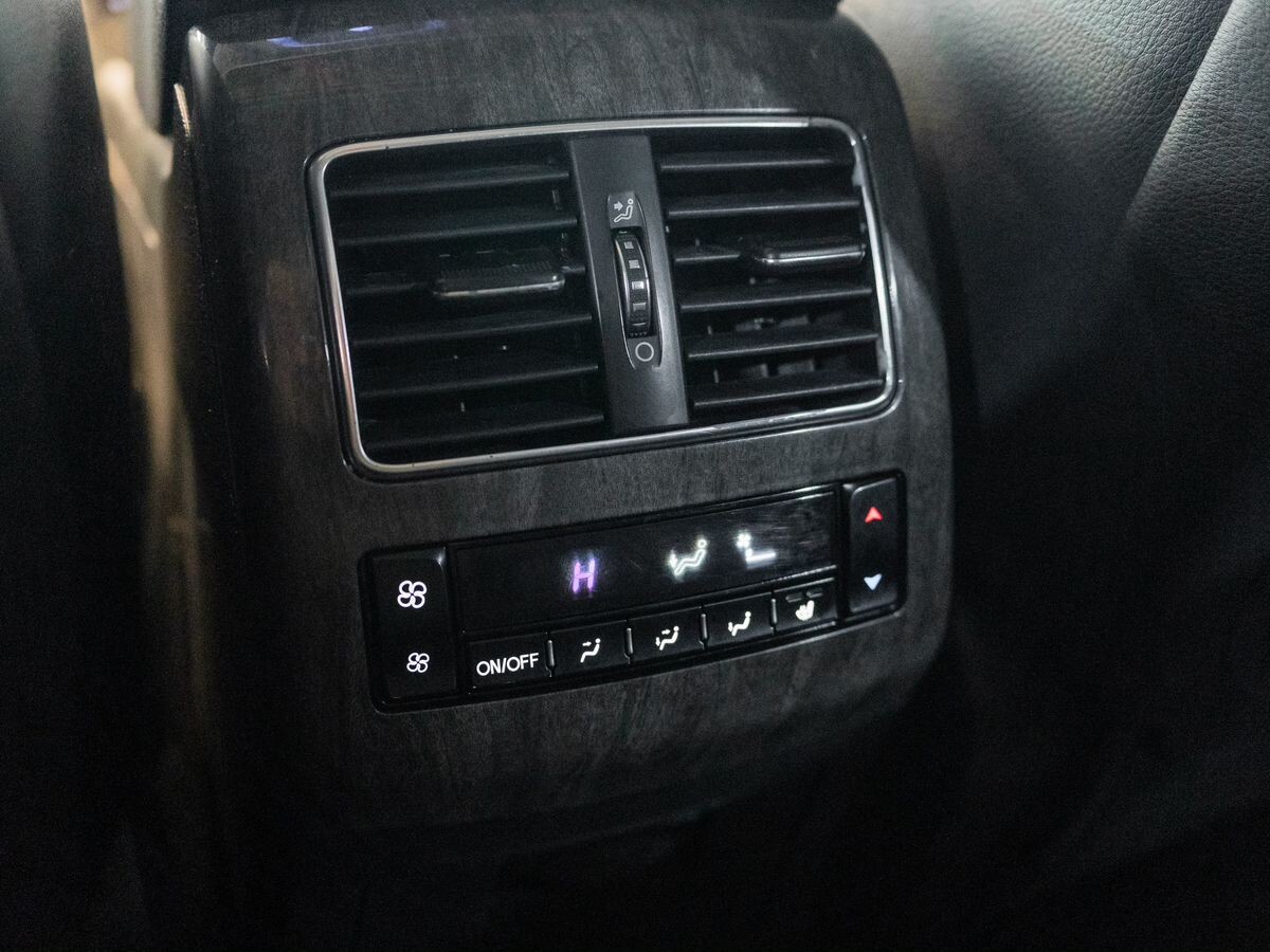 Haval H8 2015 - фото автомобиля