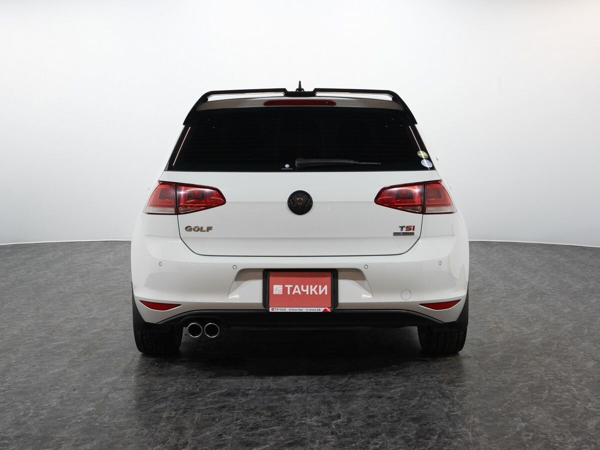 Volkswagen Golf 2013 - фото автомобиля