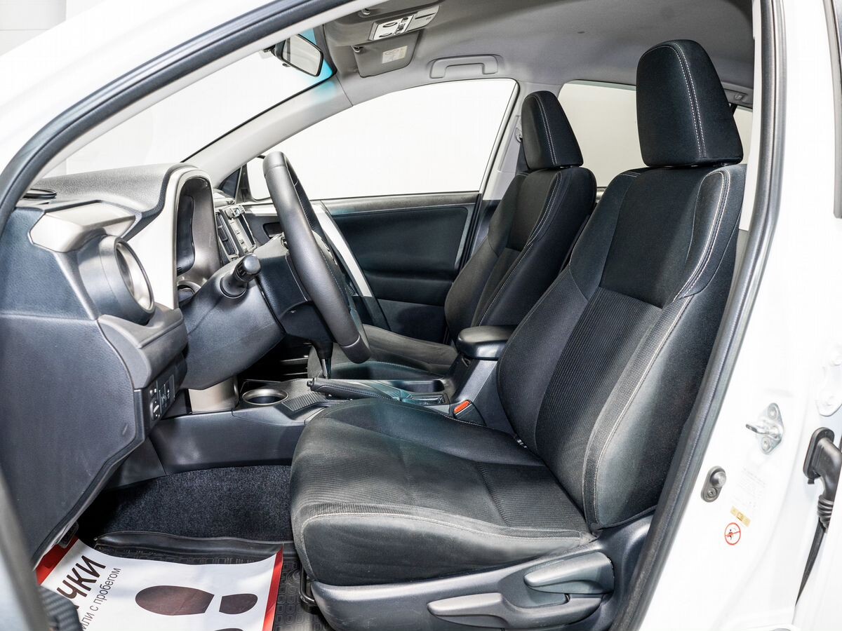 Toyota RAV4 2013 - фото автомобиля