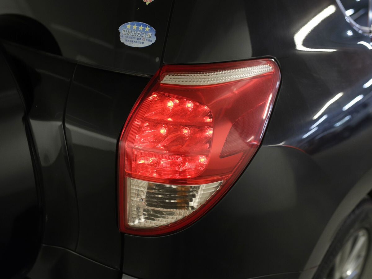 Toyota RAV4 2007 - фото автомобиля