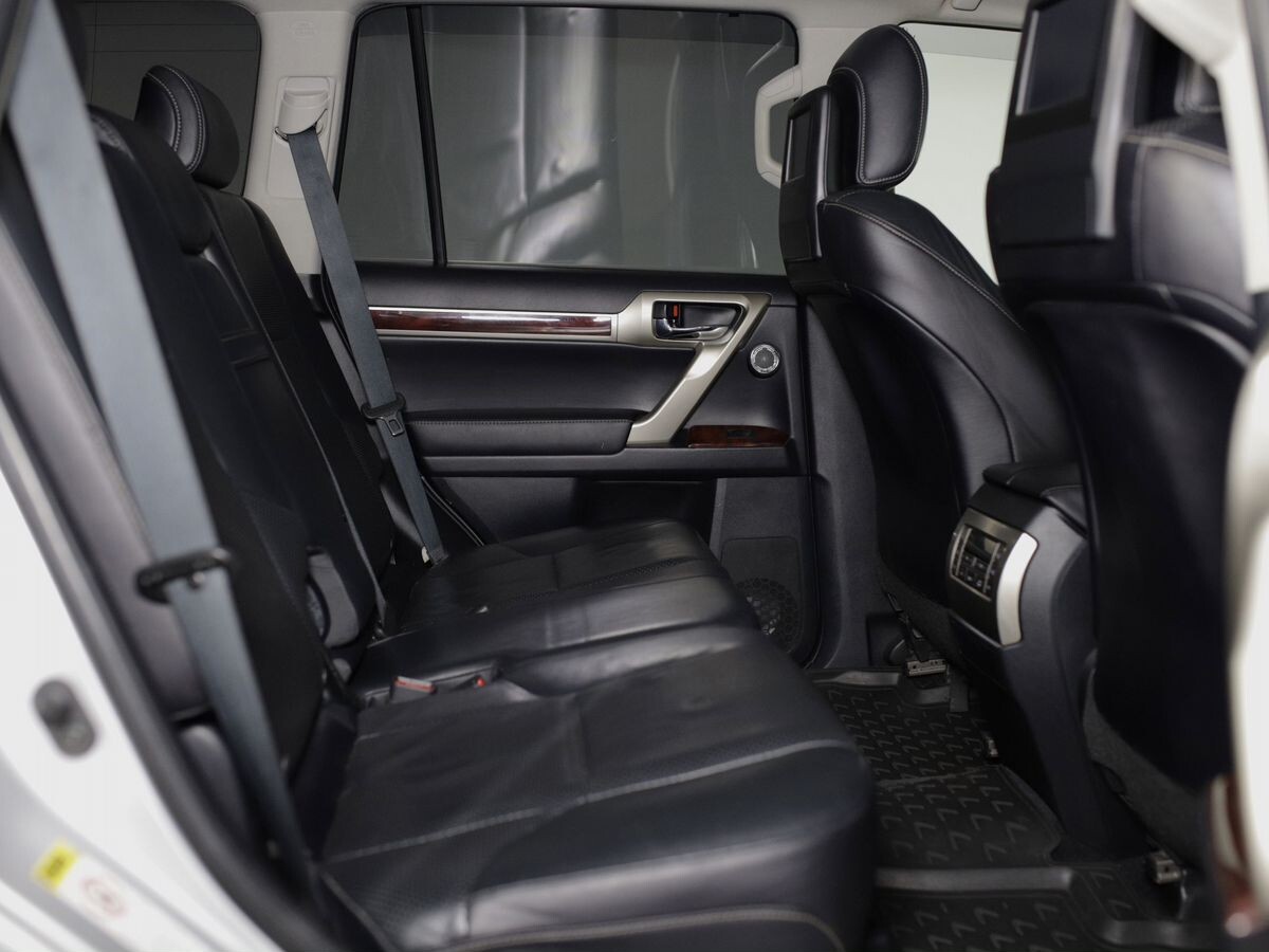 Lexus GX 2010 - фото автомобиля