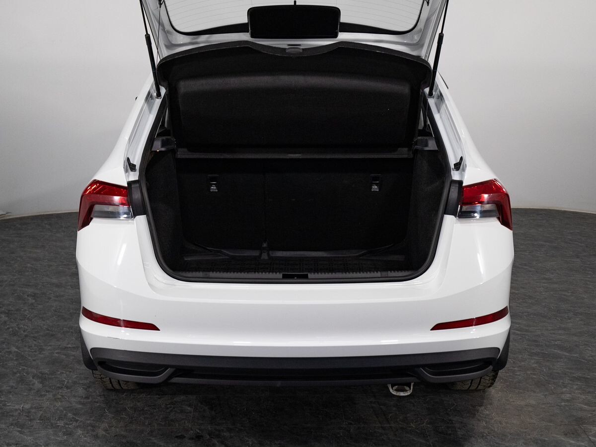 Skoda Rapid 2021 - фото автомобиля