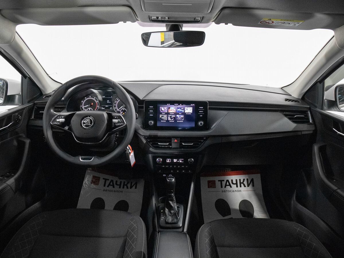 Skoda Rapid 2021 - фото автомобиля