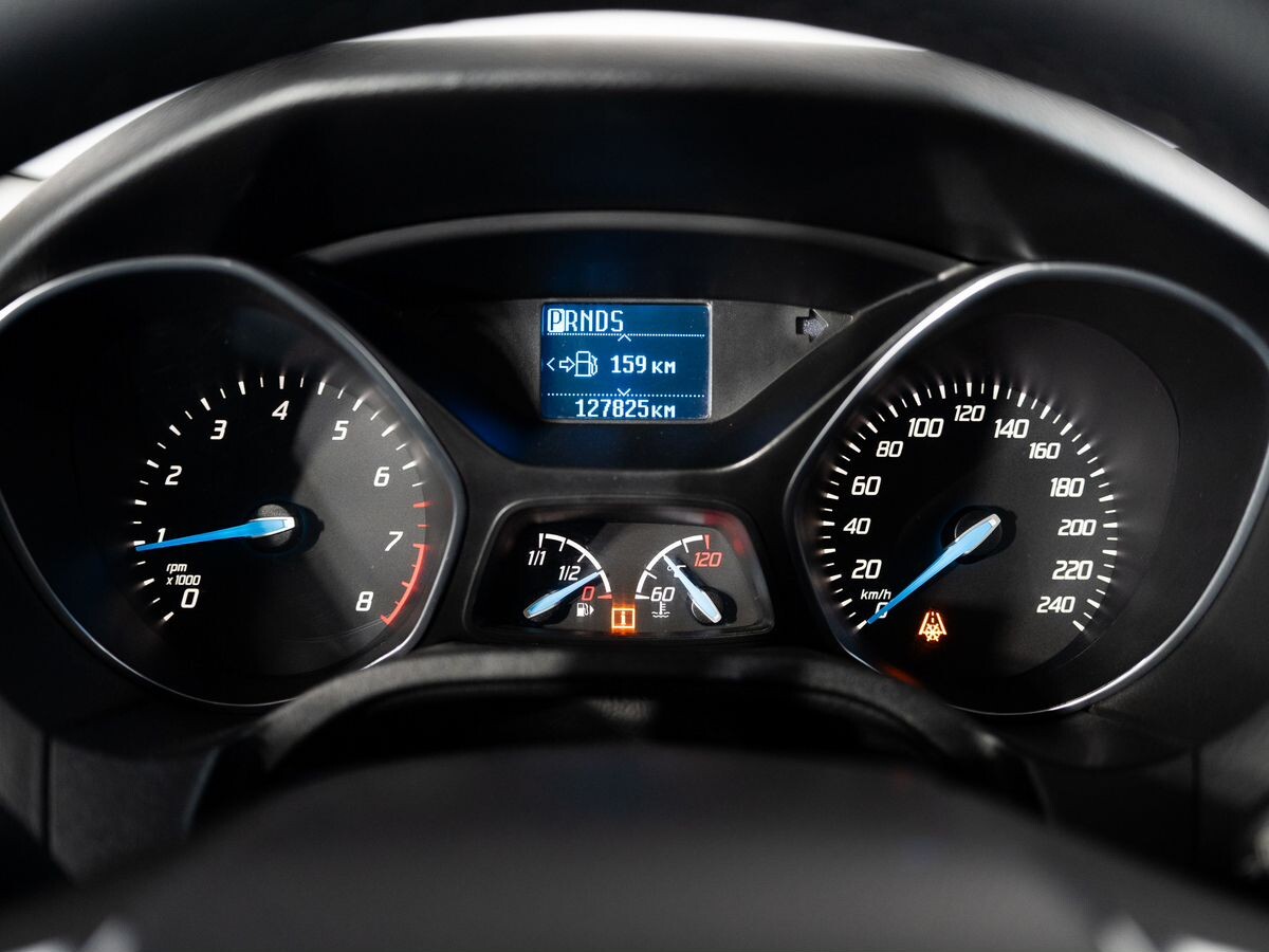 Ford Focus 2014 - фото автомобиля