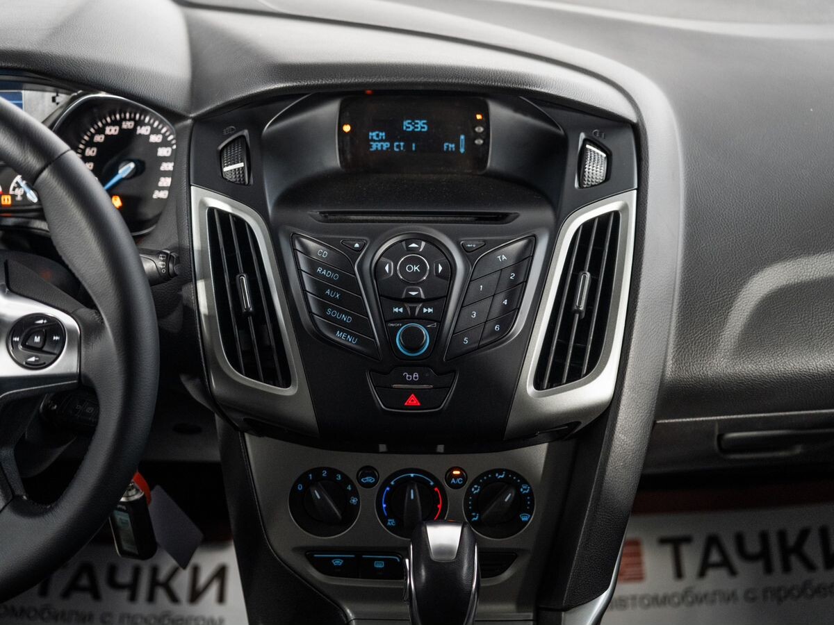 Ford Focus 2014 - фото автомобиля