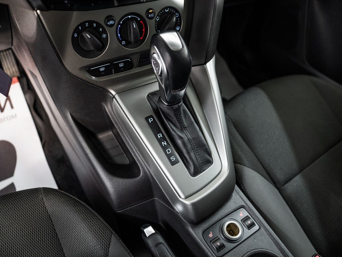 Ford Focus 2014 - фото автомобиля