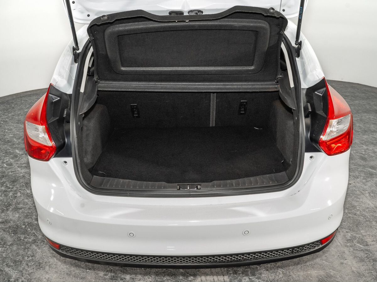 Ford Focus 2014 - фото автомобиля