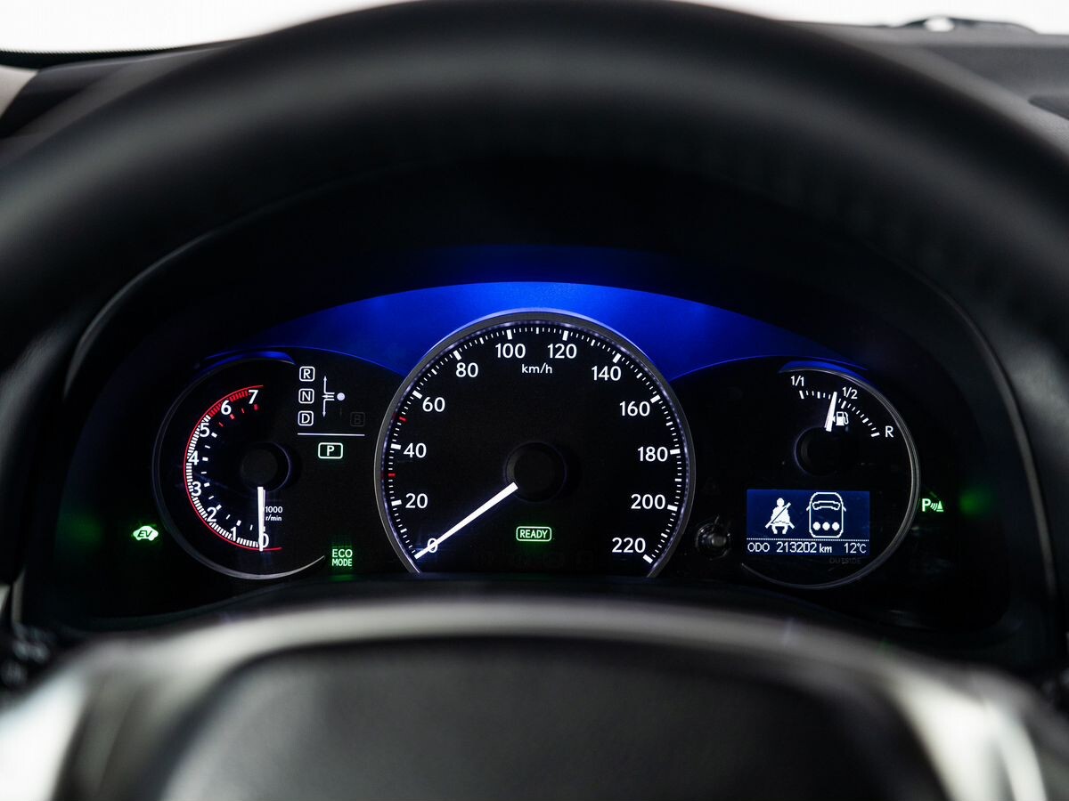 Lexus CT 2011 - фото автомобиля