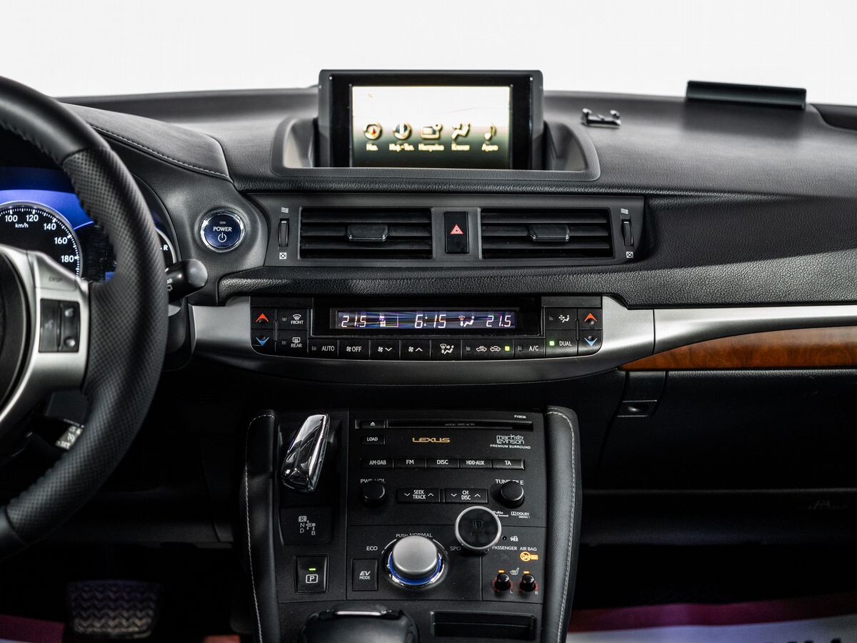 Lexus CT 2011 - фото автомобиля