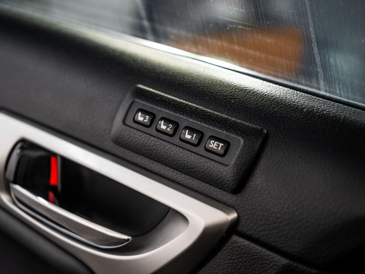 Lexus CT 2011 - фото автомобиля