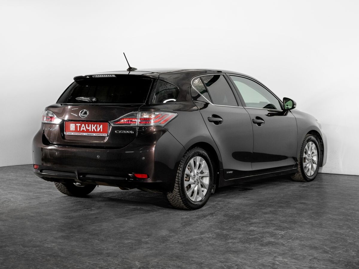 Lexus CT 2011 - фото автомобиля