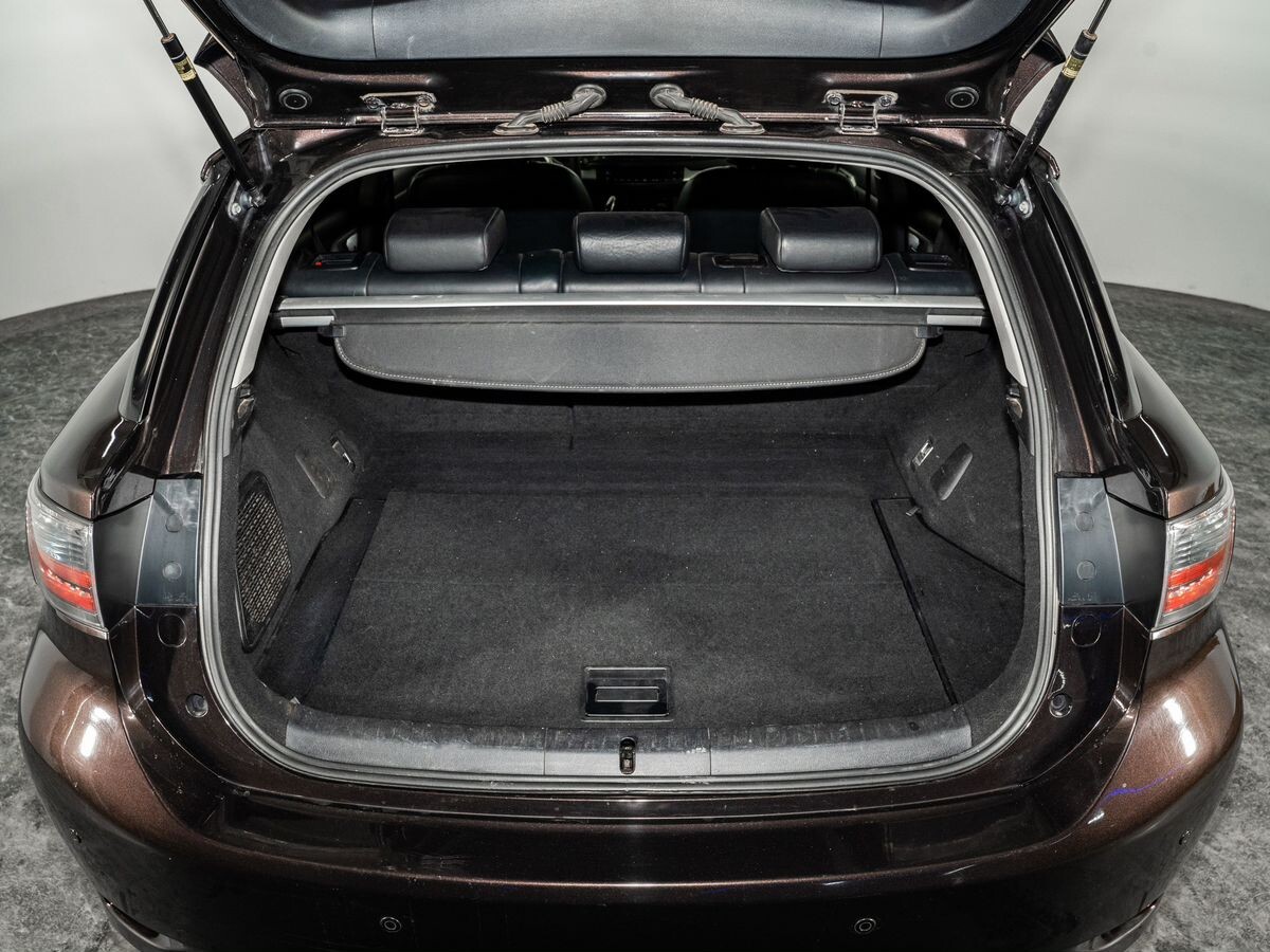 Lexus CT 2011 - фото автомобиля