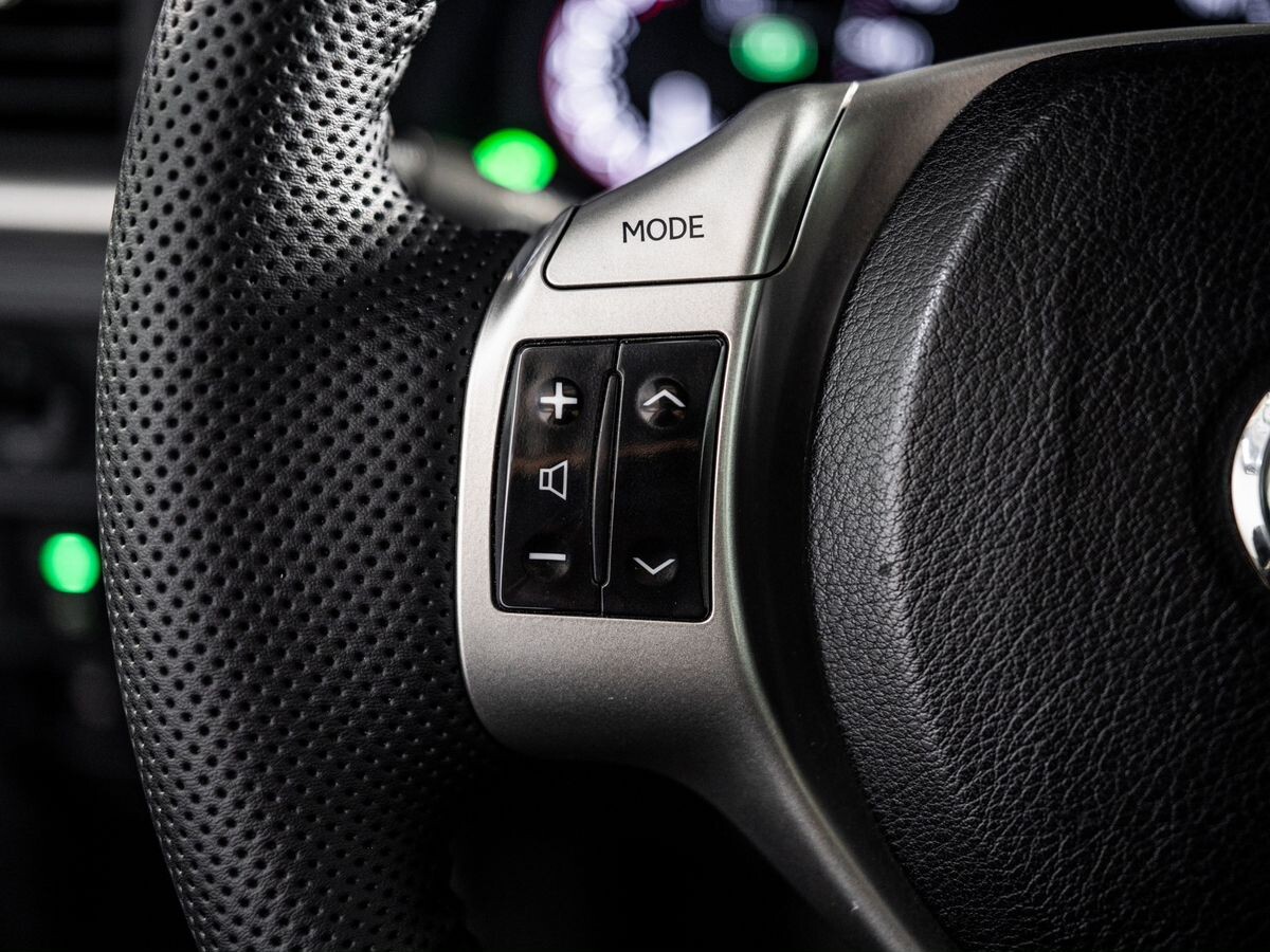 Lexus CT 2011 - фото автомобиля