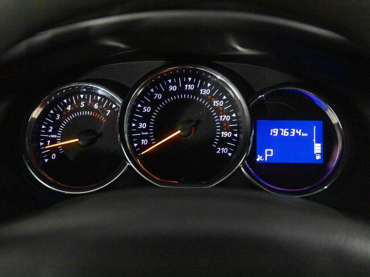 Renault Sandero 2017 - фото автомобиля