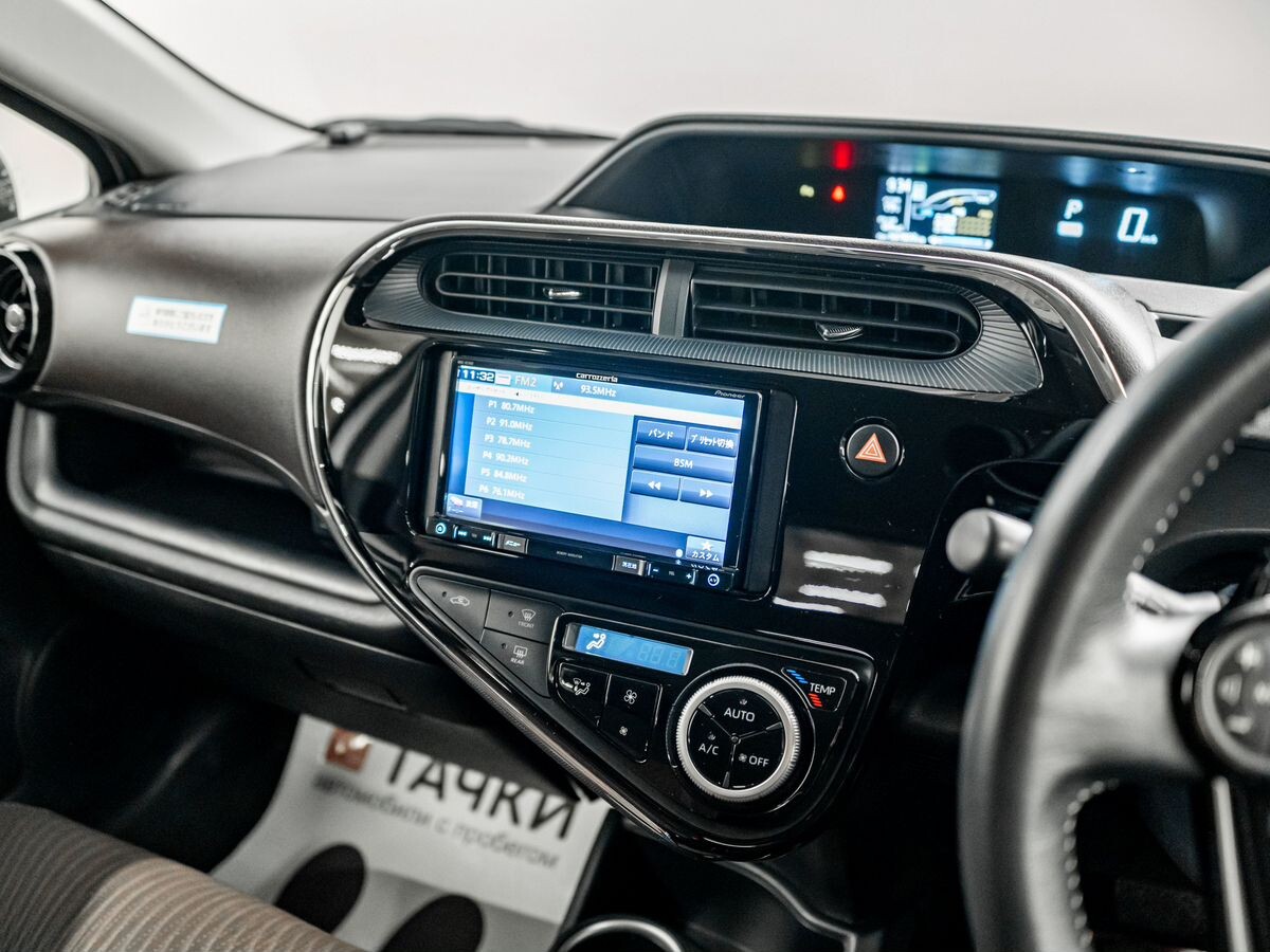 Toyota Aqua 2019 - фото автомобиля