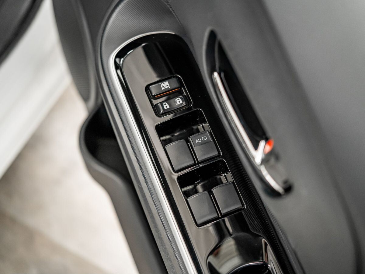 Toyota Aqua 2019 - фото автомобиля