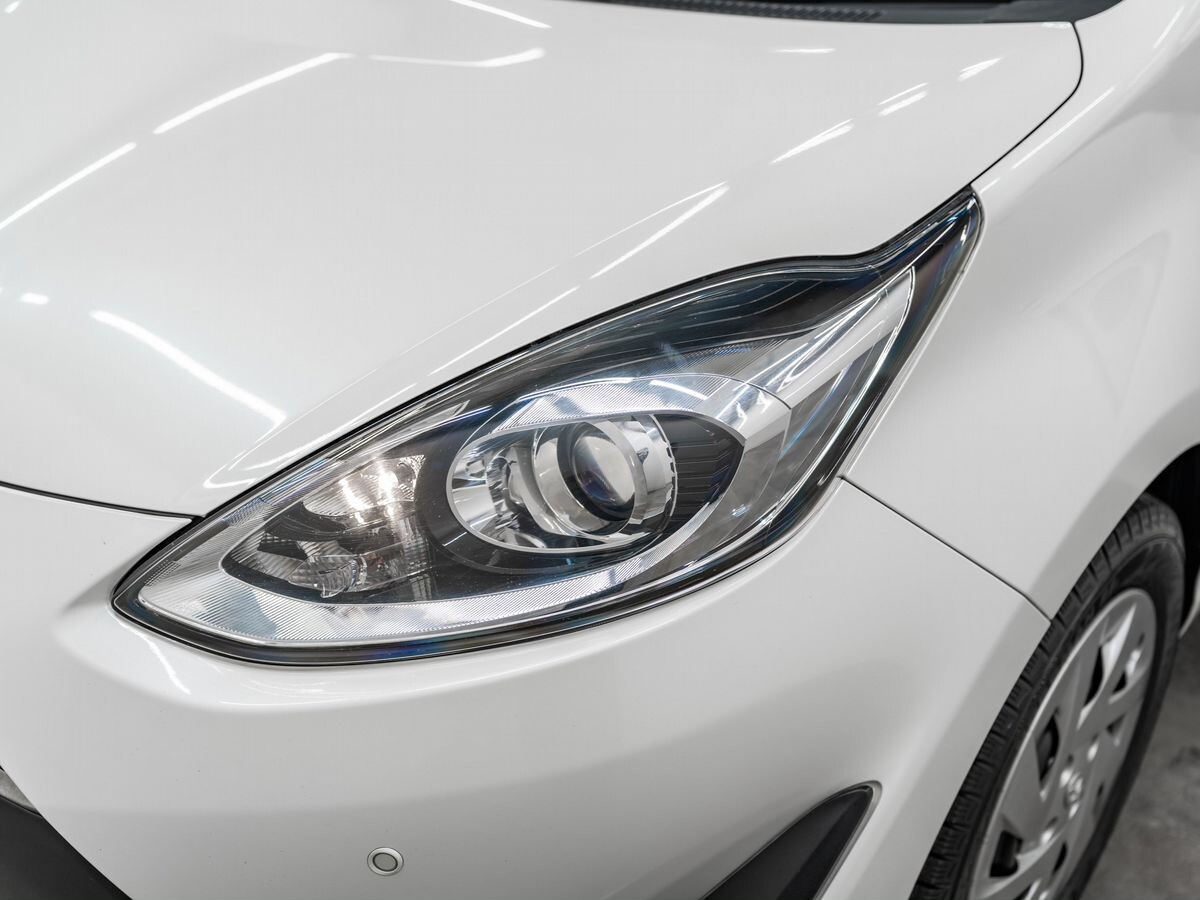 Toyota Aqua 2019 - фото автомобиля