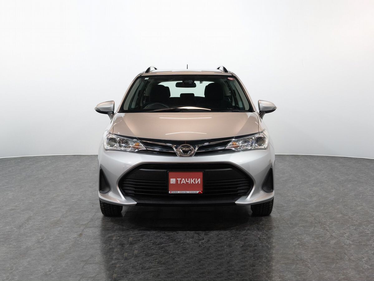 Toyota Corolla 2020 - фото автомобиля