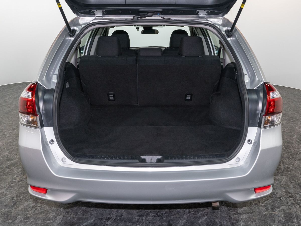 Toyota Corolla 2020 - фото автомобиля