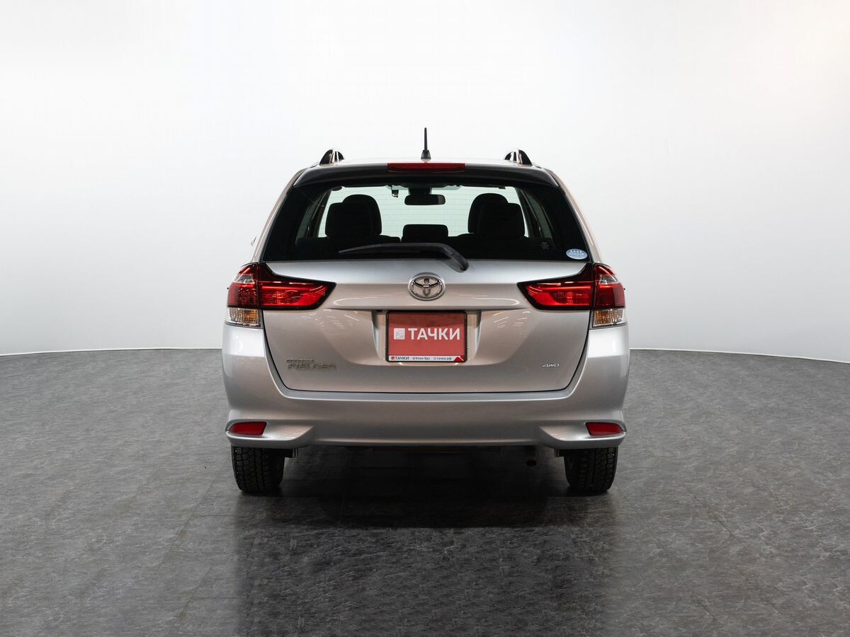 Toyota Corolla 2020 - фото автомобиля