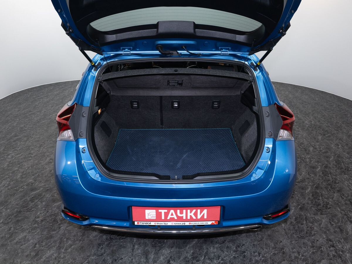 Toyota Auris 2015 - фото автомобиля