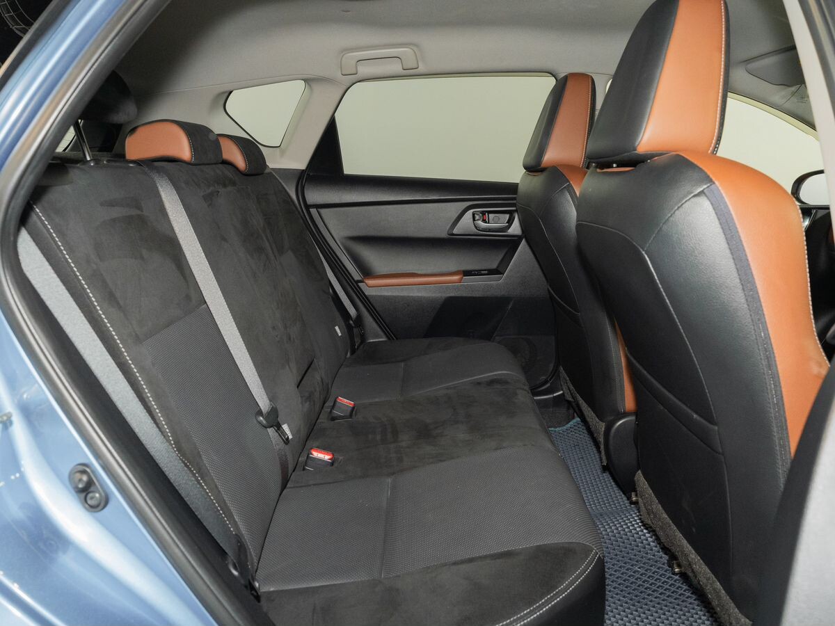 Toyota Auris 2015 - фото автомобиля