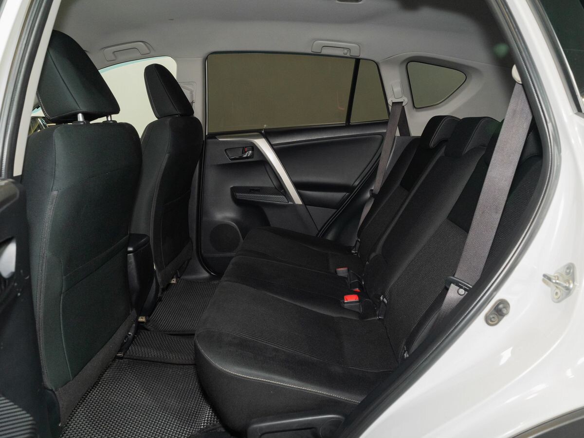 Toyota RAV4 2013 - фото автомобиля