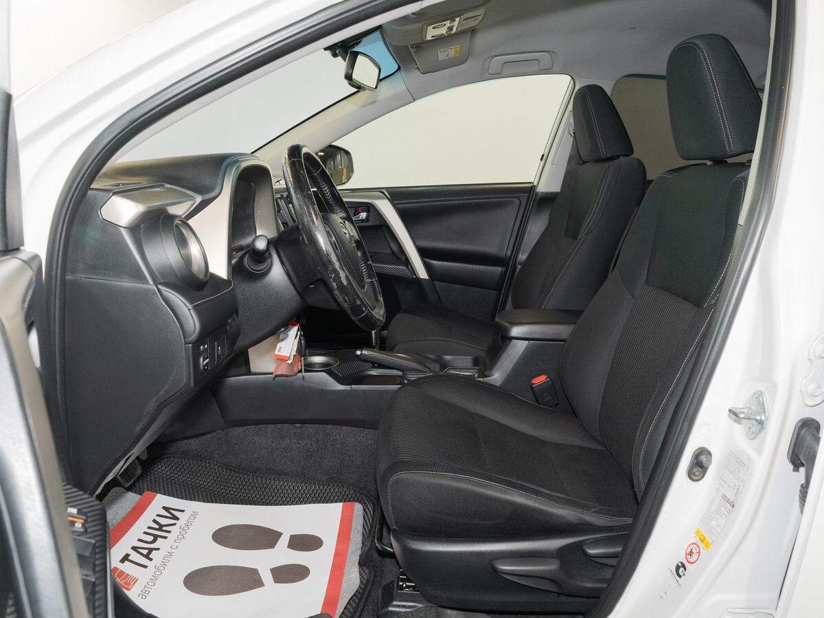 Toyota RAV4 2013 - фото автомобиля