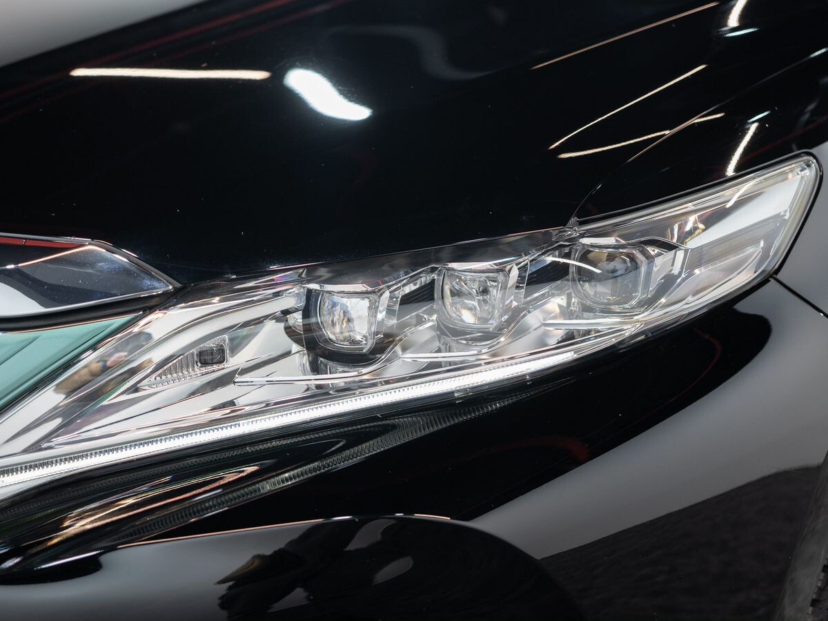 Toyota Harrier 2018 - фото автомобиля