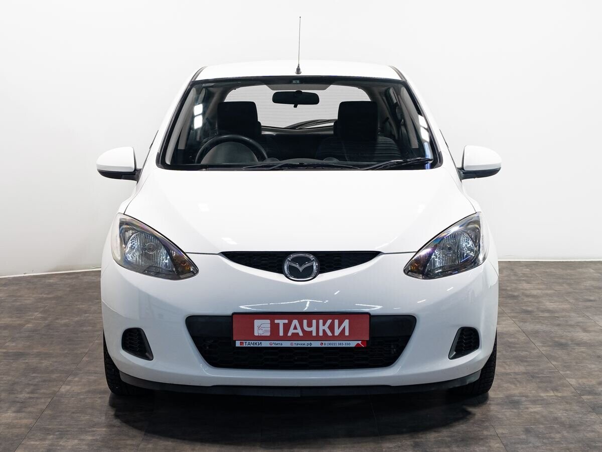 Mazda Demio 2011 - фото автомобиля