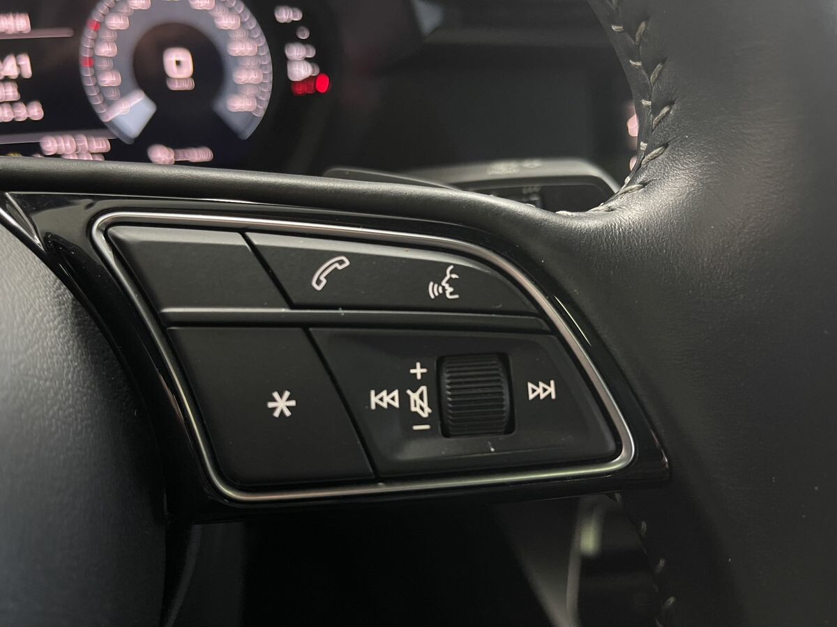 Audi A3 2022 - фото автомобиля