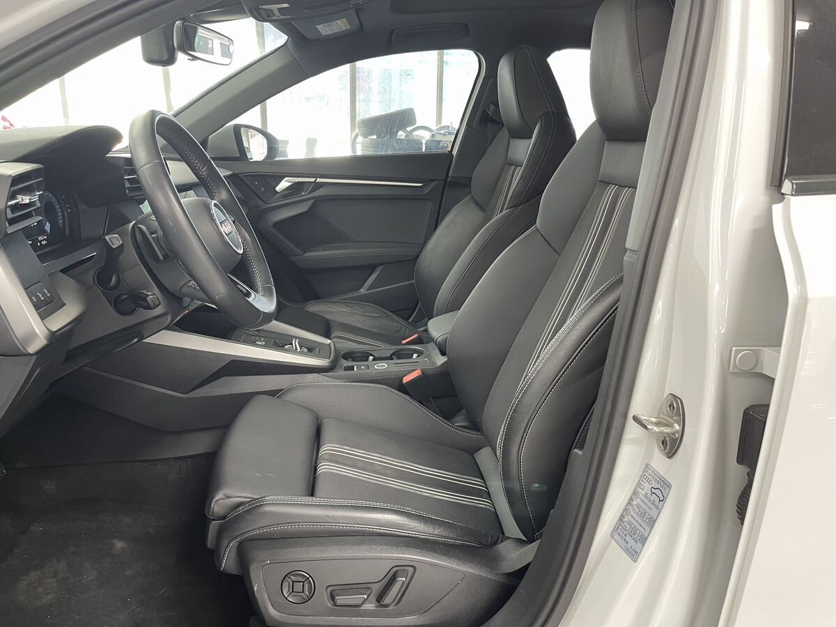 Audi A3 2022 - фото автомобиля