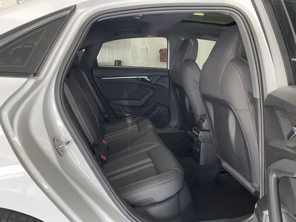 Audi A3 2022 - фото автомобиля